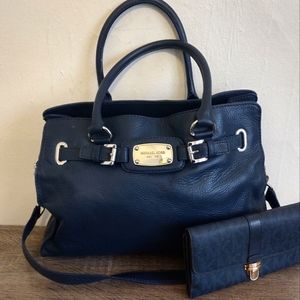 Michael Kors Hamilton Blue Pebble Leather Shoulder Bag With Wallet